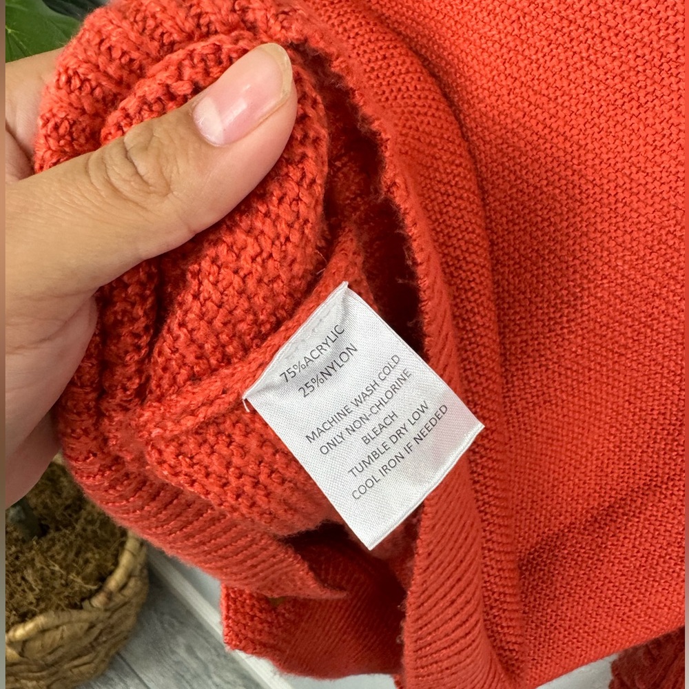 Calligraphie Orange Ribbed Knit Button Women's Bu… - image 8